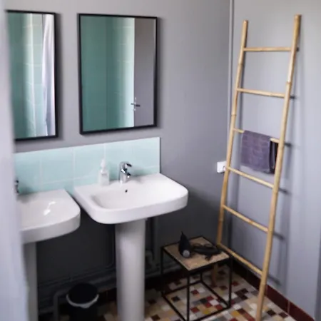 Mara Riviere D'etape Sur La Velo Francette * La Jaille-Yvon